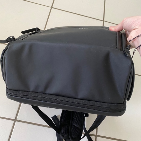 17L Nomatic Backpack - brand new - Picture 7 of 13